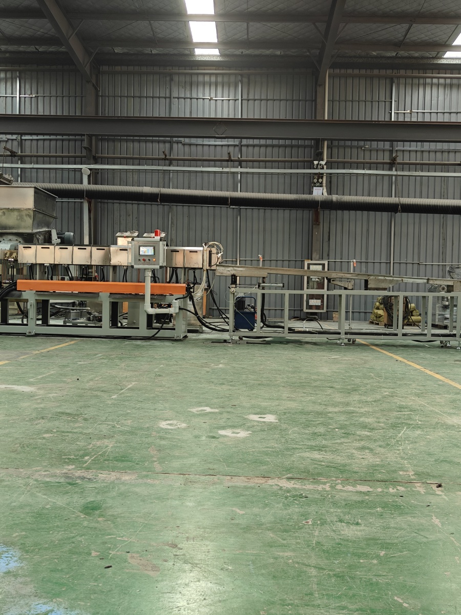 PET破布回收造粒機(jī)_PET破布回收造粒機(jī)_玖德隆機(jī)械有限公司